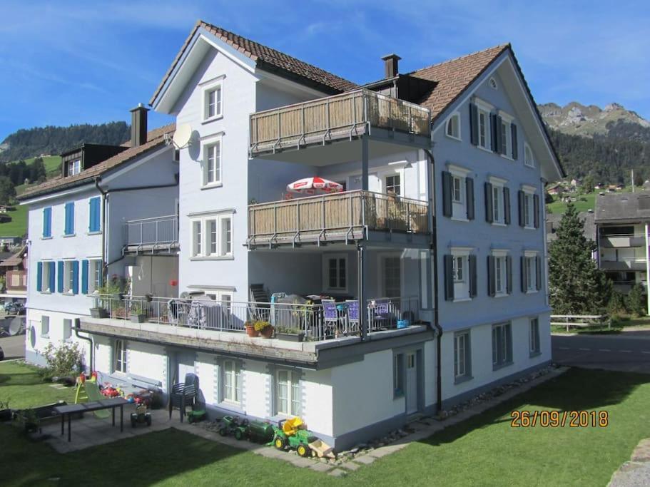 Apartment Dachwohnung Zentrum